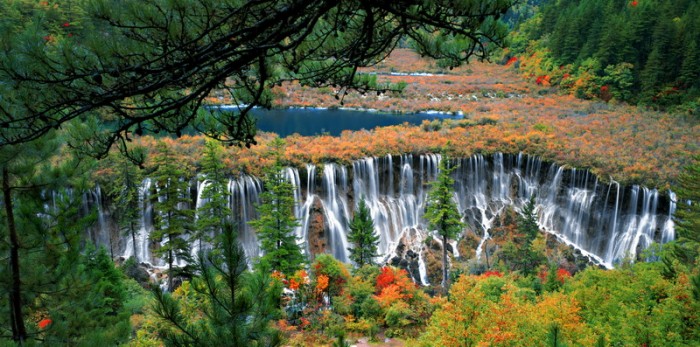 jiuzhaigou_nuorilang_waterfall_9