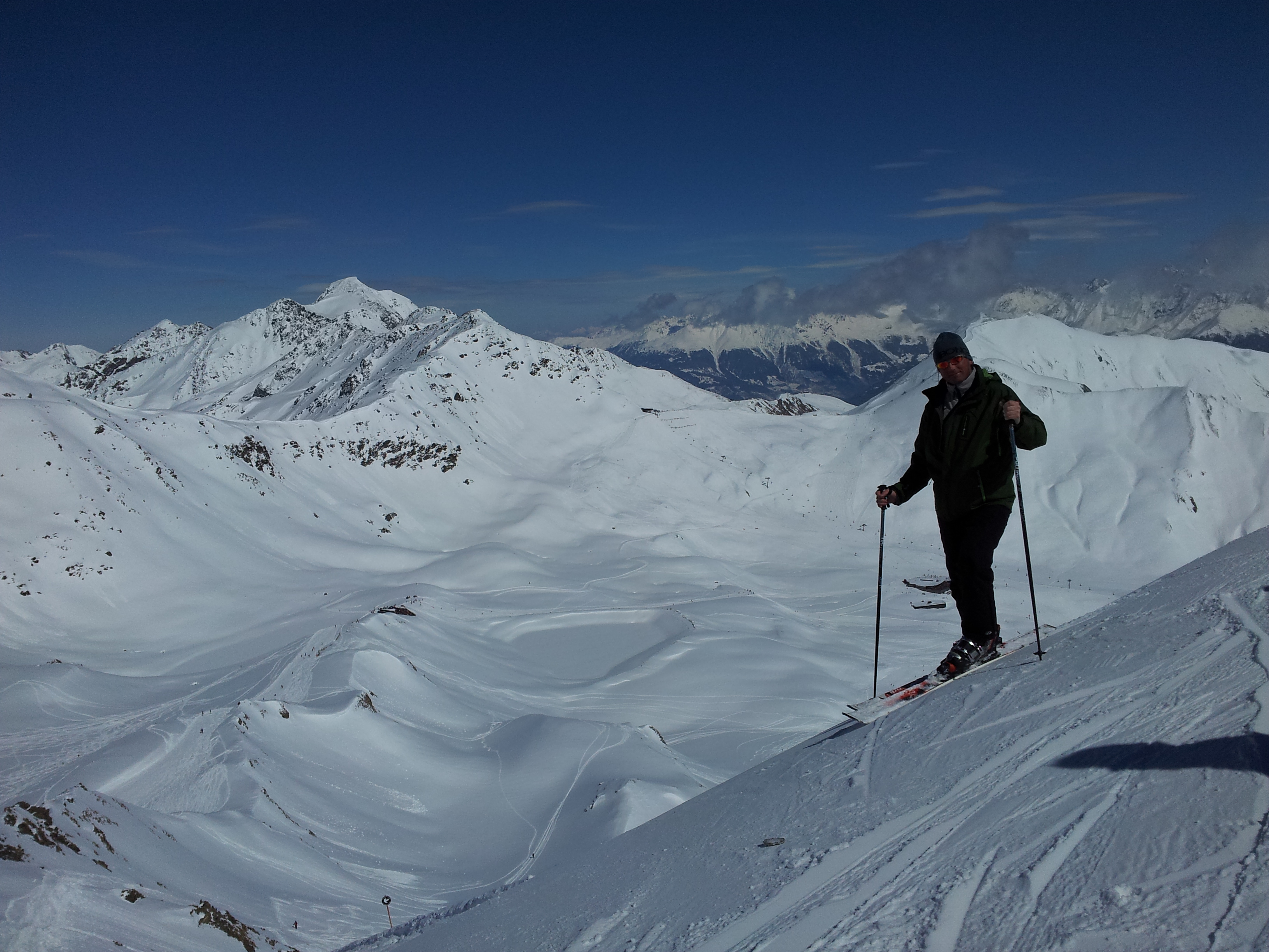 Great skiing area Serfaus-Fiss-Ladis, Austrian Alps. Enjoy 3 min downhill video